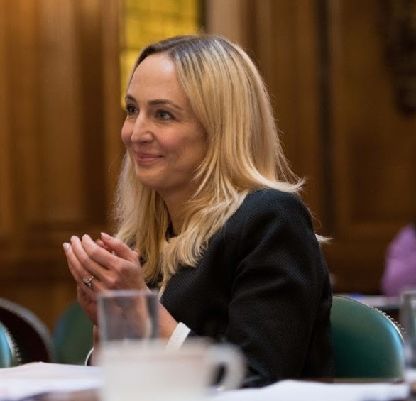 Laura Lewis-Williams